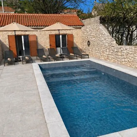 Mirna, With Private Pool Near Sibenik *